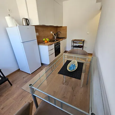 Clea Centar -apartmani Nikmar * Makarská